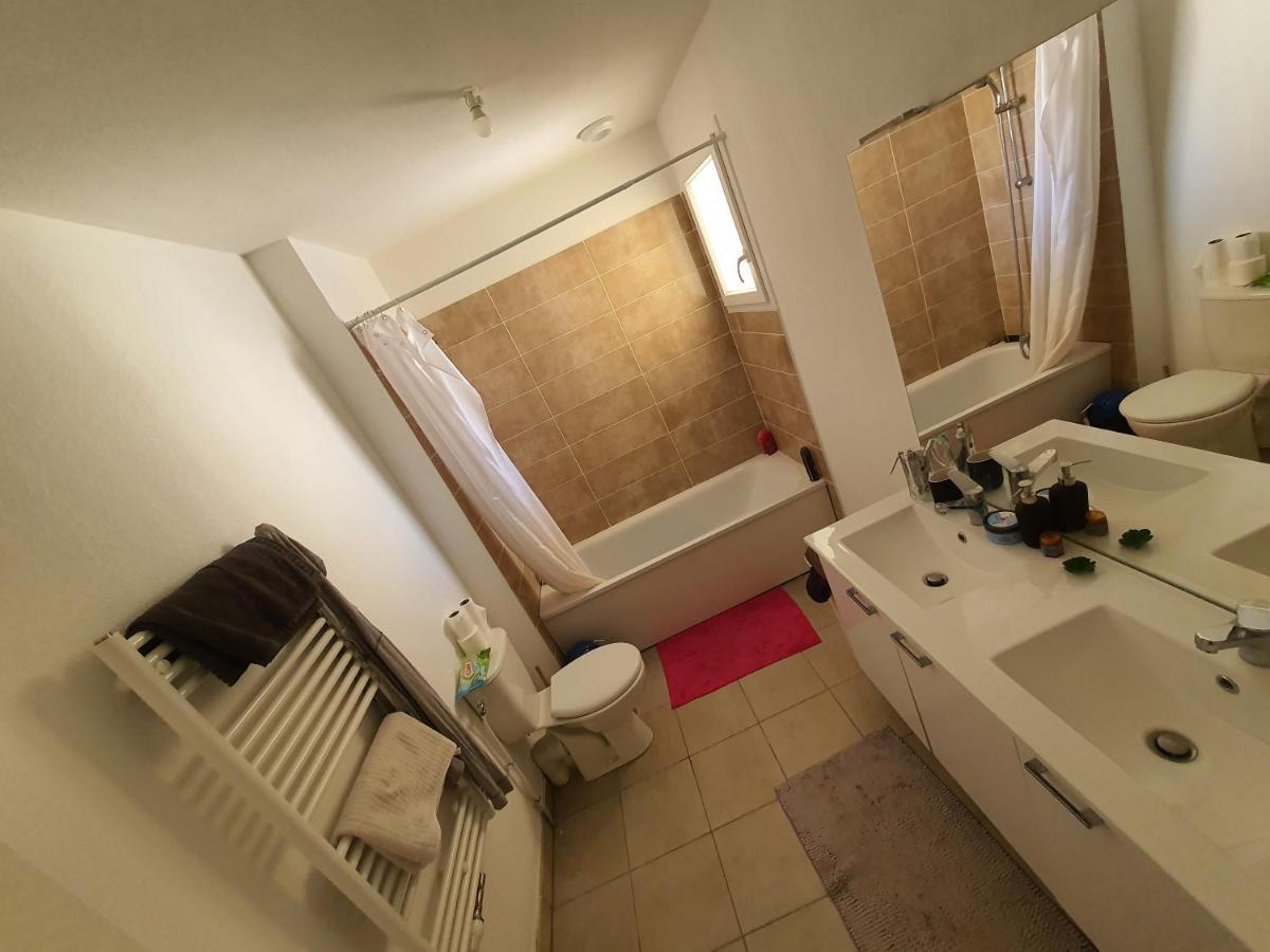 Chambre 11M2 Dans Maison Toute Equipee Tresses Bagian luar foto